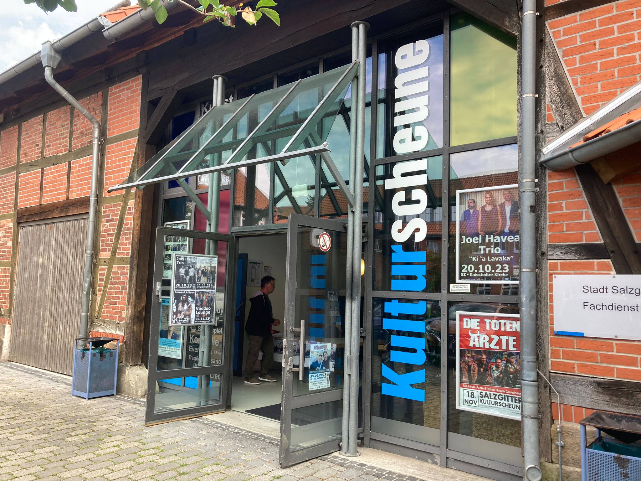 Mike Muellerbauer + Andy